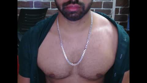 Snapshot of kaku69696 chatting on 02-16-25, 05:59 Vicky online show from 02-16-25, 05:59