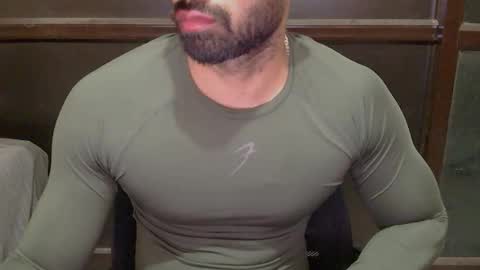 Snapshot of kaku69696 chatting on 09-30-25, 05:18 Vicky online show from 09-30-25, 05:18