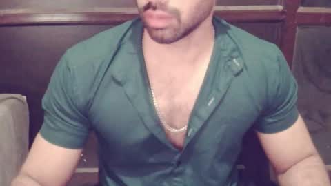 Snapshot of kaku69696 chatting on 10-15-25, 05:02 Vicky online show from 10-15-25, 05:02