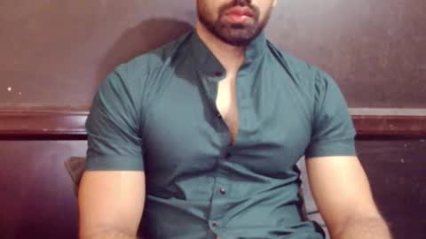 Vicky online show from 10-31-25, 07:26