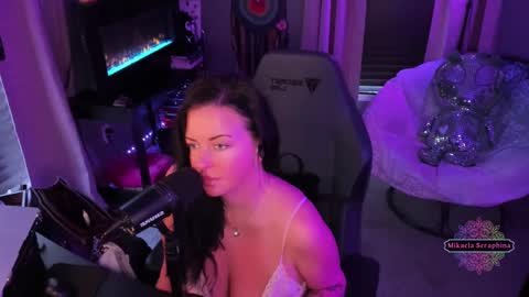 MikaelaSeraphina online show from 03-02-25, 06:19