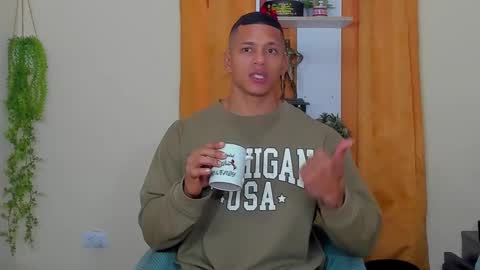 Snapshot of kale_tomson chatting on 02-11-25, 02:24 kale thomson online show from 02-11-25, 02:24