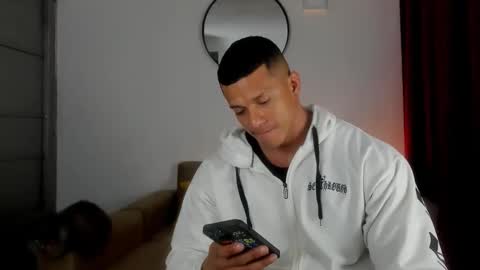 Snapshot of kale_tomson chatting on 10-12-25, 11:37 kale thomson online show from 10-12-25, 11:37