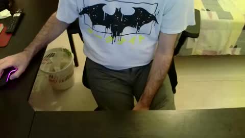 MusicMen49 online show from 12-17-25, 02:34