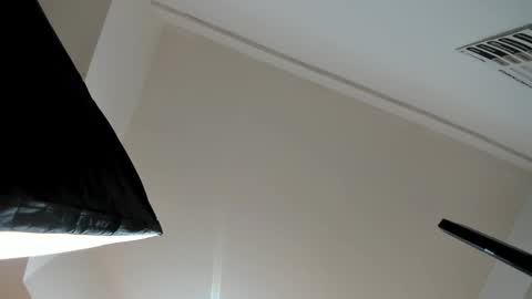 Snapshot of kalimonroee chatting on 01-16-25, 11:37 KaliMonroe online show from 01-16-25, 11:37