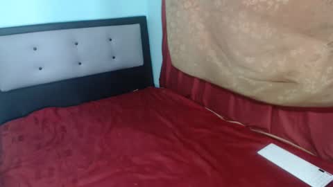 Kalipso and Jones  online show from 02-04-25, 04:08