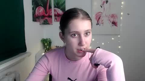 kamilla_love_ online show from 11-18-25, 12:20