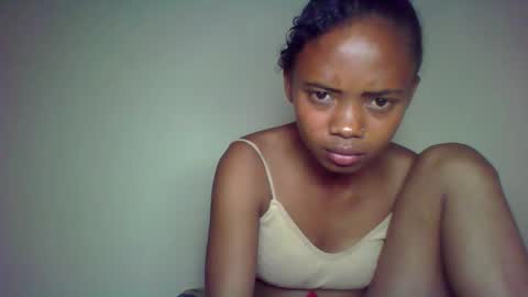 kamillah69 online show from 11-10-25, 07:13