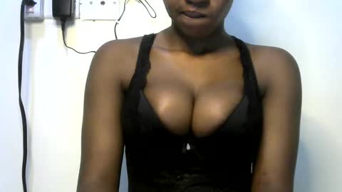 Snapshot of kandi640 chatting on 02-15-26, 10:28 kandi640 online show from 02-15-26, 10:28