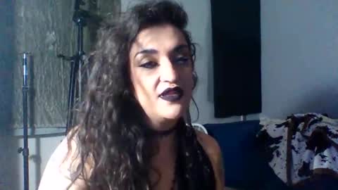 Snapshot of kandirain chatting on 10-28-25, 02:48 kandirain online show from 10-28-25, 02:48