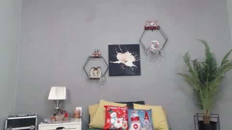 Snapshot of kanehunter chatting on 12-14-25, 04:18 Kane online show from 12-14-25, 04:18