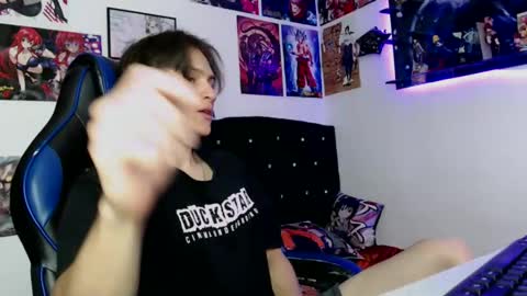 Snapshot of kanekixxxhot chatting on 12-09-24, 08:33 andres online show from 12-09-24, 08:33