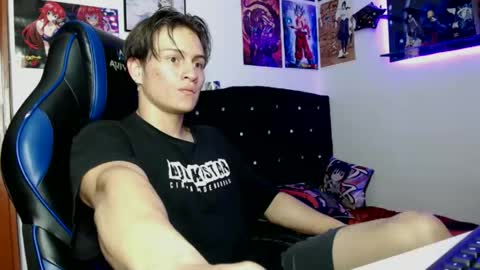 Snapshot of kanekixxxhot chatting on 12-10-24, 12:17 andres online show from 12-10-24, 12:17