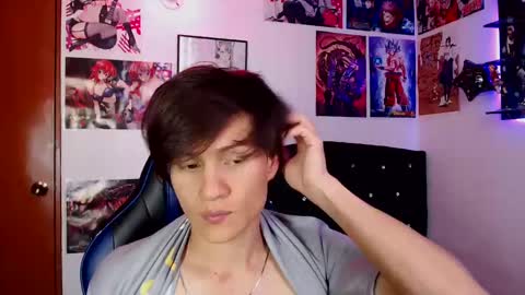 Snapshot of kanekixxxhot chatting on 03-12-25, 09:03 andres online show from 03-12-25, 09:03