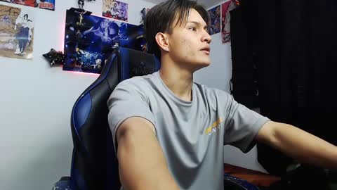 Snapshot of kanekixxxhot chatting on 10-03-25, 04:26 andres online show from 10-03-25, 04:26