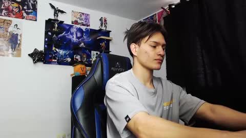 Snapshot of kanekixxxhot chatting on 10-13-25, 12:38 andres online show from 10-13-25, 12:38