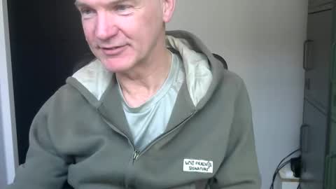 Robbie online show from 02-15-26, 07:51