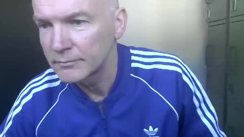 Robbie online show from 02-25-26, 10:03