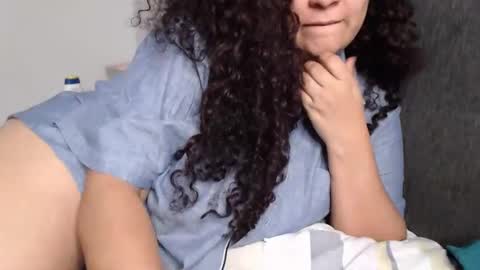 Snapshot of kara__gower chatting on 12-03-25, 03:25 kara online show from 12-03-25, 03:25