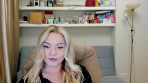 Kara. Off from 15th till 24th of December online show from 12-04-25, 11:02