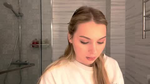 Snapshot of karibukrim chatting on 03-02-26, 07:15 Kessy online show from 03-02-26, 07:15