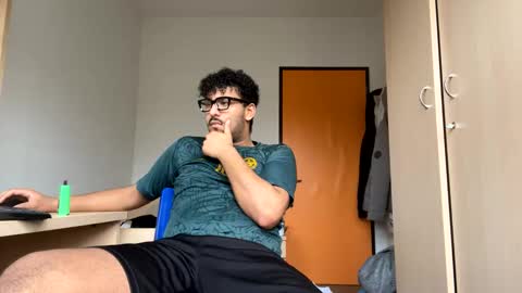 karim03larbi online show from 02-28-25, 10:20