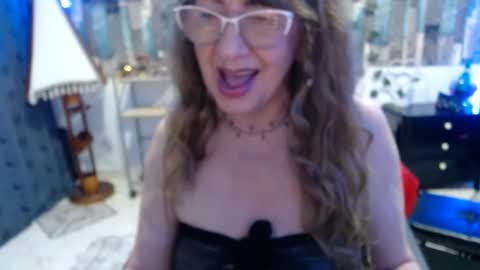 Snapshot of karima_sarabe chatting on 02-09-25, 12:39 karima_sarabe online show from 02-09-25, 12:39