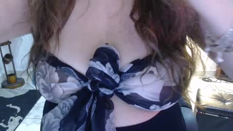 Snapshot of karima_sarabe chatting on 10-01-25, 09:32 karima_sarabe online show from 10-01-25, 09:32