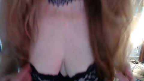 Snapshot of karima_sarabe chatting on 10-25-25, 10:26 karima_sarabe online show from 10-25-25, 10:26