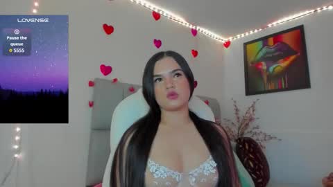 Karin    online show from 09-30-25, 01:49