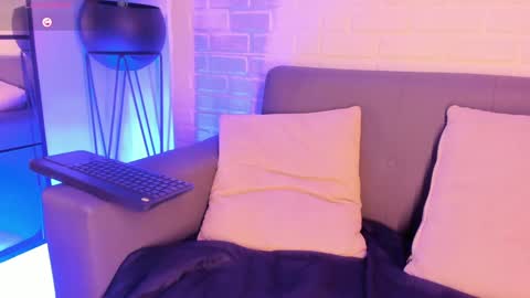 Kari online show from 01-29-25, 09:12