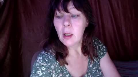 Snapshot of karina_ren chatting on 10-23-25, 04:34 Karina online show from 10-23-25, 04:34