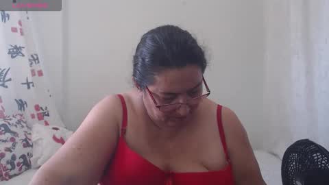 Karina online show from 10-21-25, 03:02