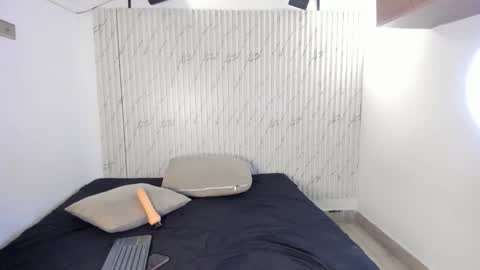 Snapshot of karinaaurora1 chatting on 10-29-25, 04:53 karinaaurora1 online show from 10-29-25, 04:53