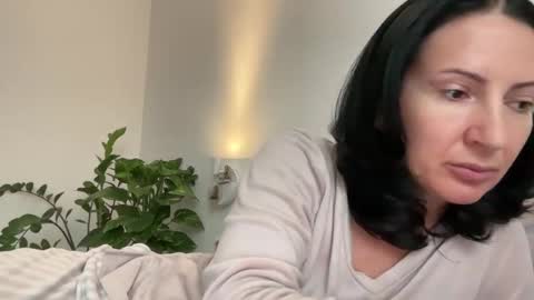 Karina online show from 01-31-25, 11:24