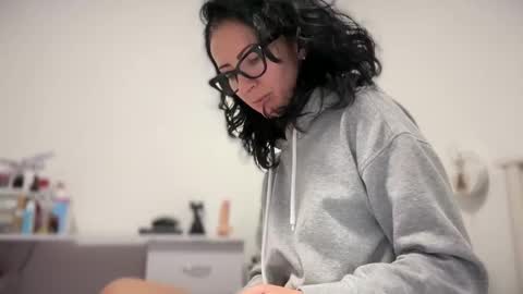 Karina online show from 02-25-25, 04:46