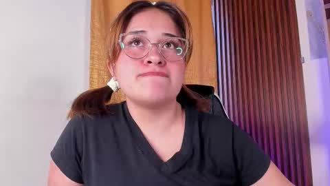 Snapshot of karinasanchezz chatting on 09-23-25, 02:20 karinasanchezz online show from 09-23-25, 02:20