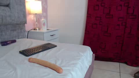 KarinaSimonz online show from 01-14-25, 10:44