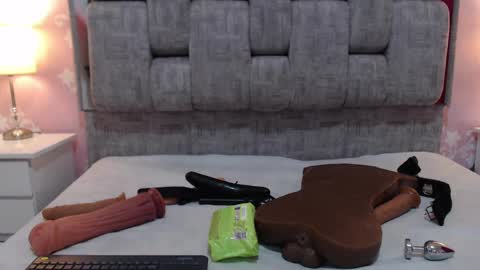 KarinaSimonz online show from 02-11-25, 07:27