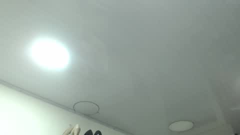 Snapshot of karinbellee chatting on 02-12-25, 11:07 Karin online show from 02-12-25, 11:07