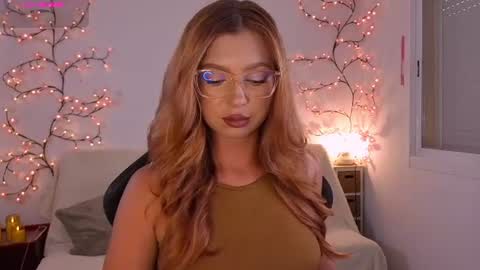 Snapshot of karinchik_ chatting on 07-07-26, 02:43 Karina online show from 07-07-26, 02:43