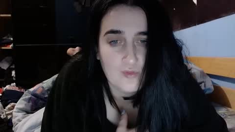 Snapshot of karinkabrunetka2 chatting on 09-22-25, 10:45 karinkabrunetka2 online show from 09-22-25, 10:45