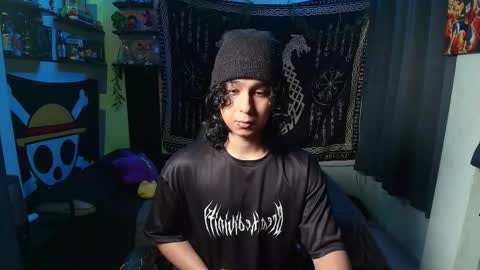 Snapshot of kariozzz chatting on 02-08-26, 07:17 call me kai 3 online show from 02-08-26, 07:17