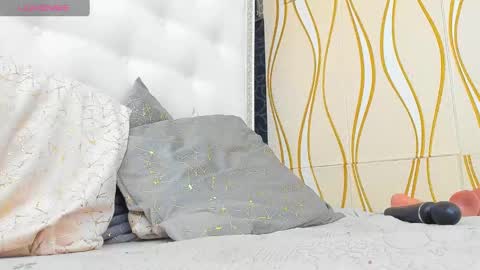 Snapshot of karissia_ chatting on 01-29-25, 12:02 KARISSIA online show from 01-29-25, 12:02