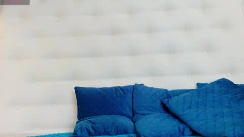 KARISSIA online show from 03-27-26, 08:26