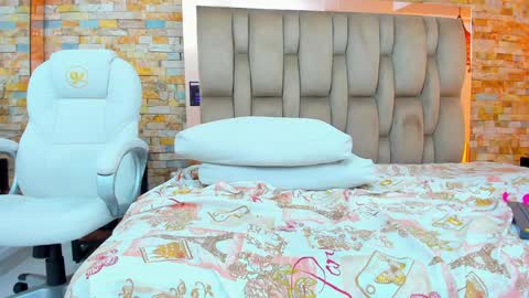 Snapshot of karla_dunn chatting on 01-21-25, 03:26 Karla online show from 01-21-25, 03:26