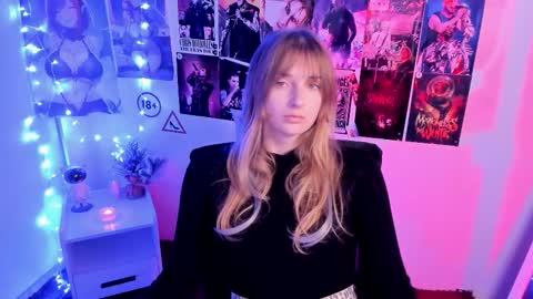 Karla online show from 10-23-25, 06:45