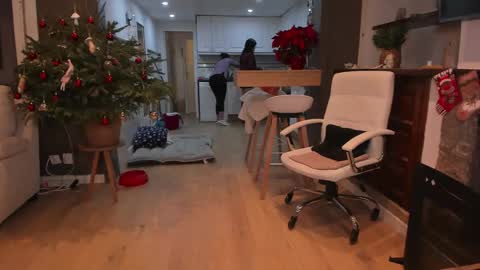 Snapshot of karla_hotwife chatting on 12-14-24, 05:25 Carla Connor online show from 12-14-24, 05:25