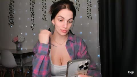 karla_lim online show from 02-04-25, 09:20