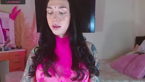 Snapshot of karla_zambrano chatting on 01-26-25, 12:26 karla online show from 01-26-25, 12:26